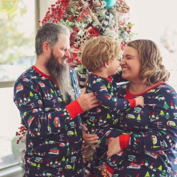 Meet your Posher, Malia - Picture 1 of 1